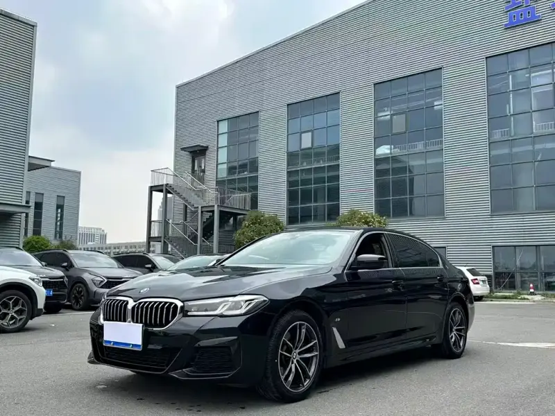 BMW 5 Series, 2022