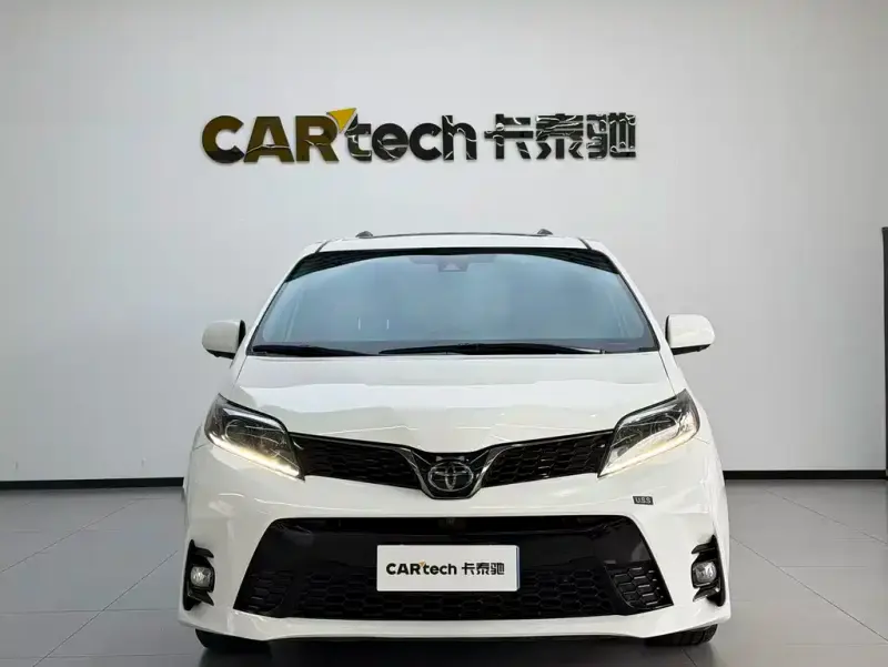 Toyota Sienna, 2019