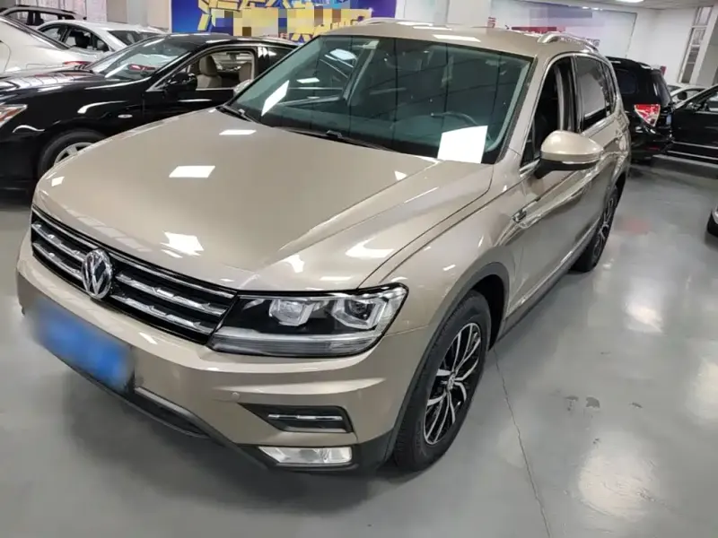 Volkswagen Tiguan L, 2018