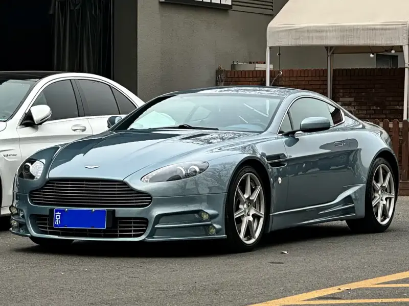 Aston Martin V8 Vantage, 2007