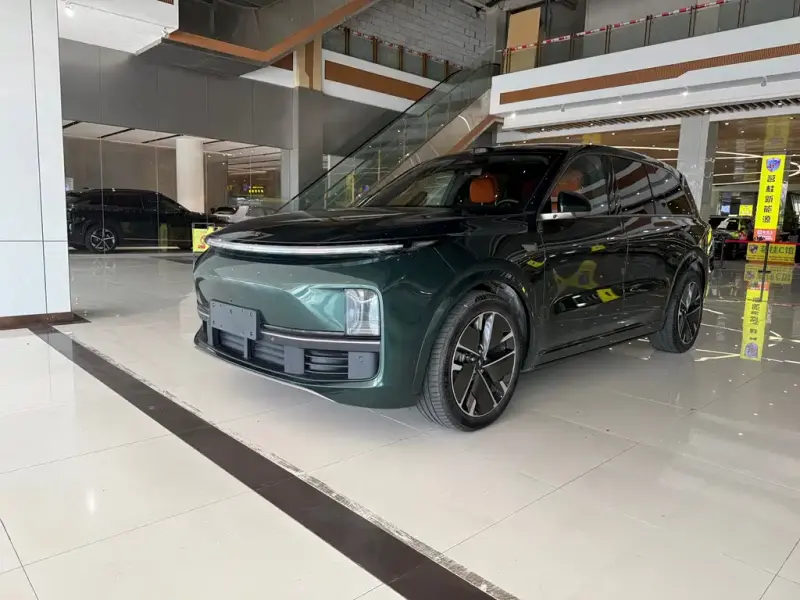 Li Auto Li L9, 2025