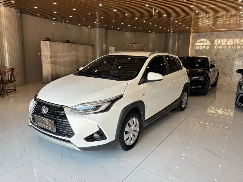 Toyota Yaris L, 2022