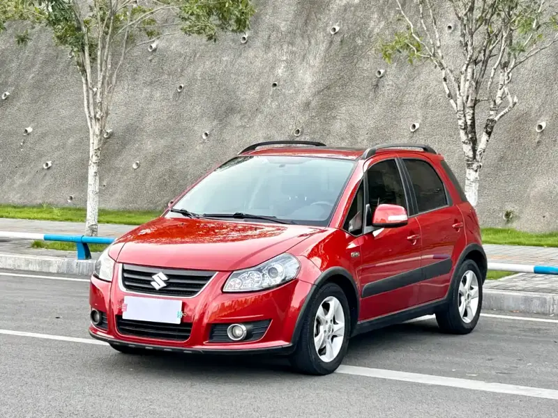 Suzuki SX4, 2013