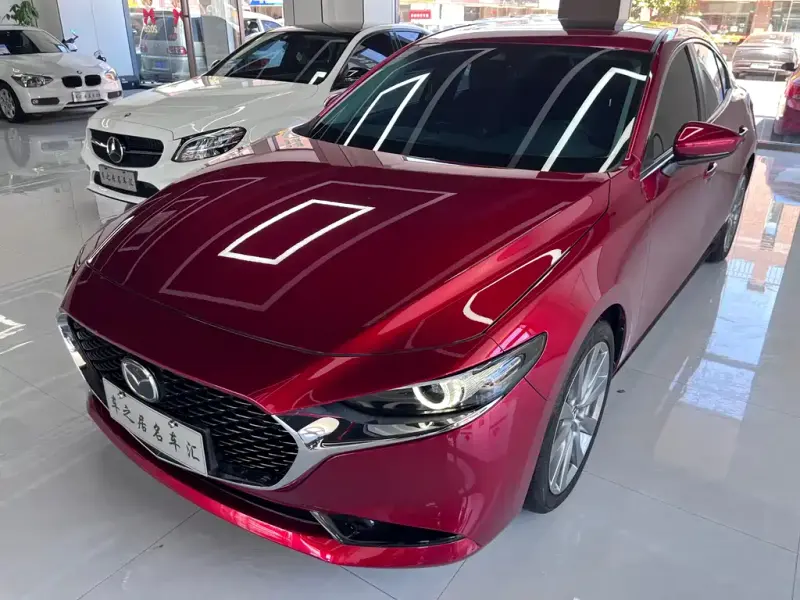 Mazda 3 Axela, 2024