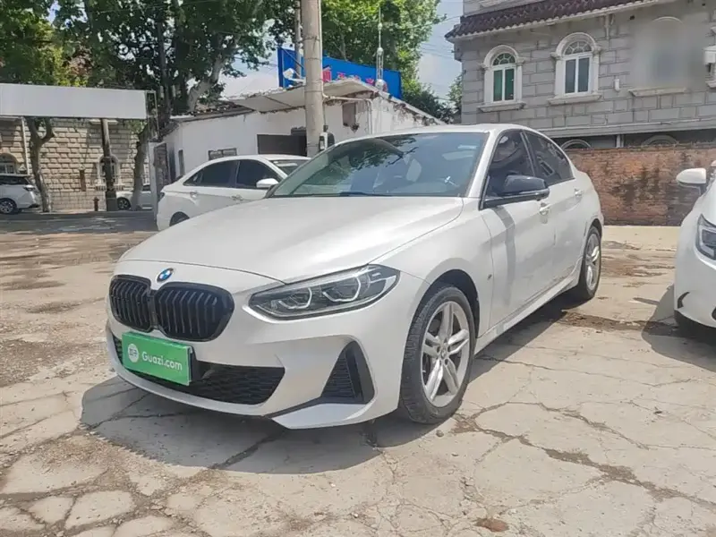 BMW 1 Series, 2021