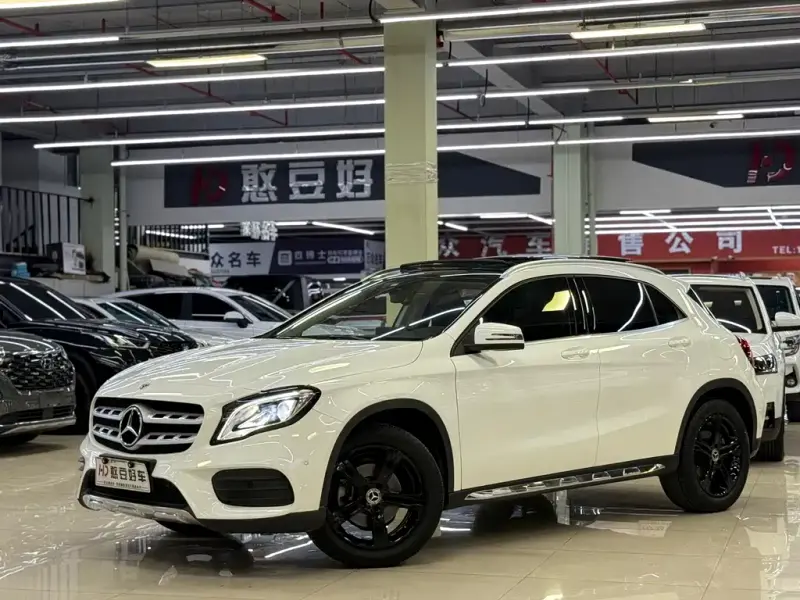 Mercedes-Benz GLA, 2019