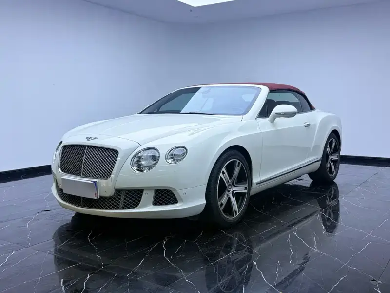 Bentley Continental, 2015