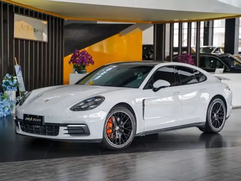 Porsche Panamera, 2018