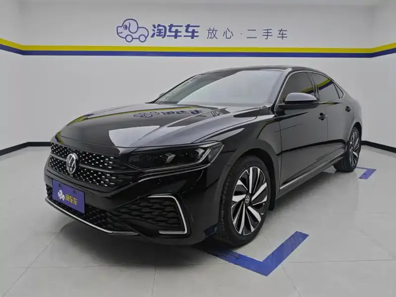 Volkswagen Passat, 2022