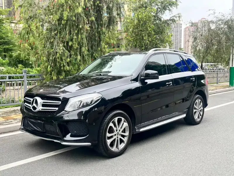 Mercedes-Benz GLE, 2016 — фото 1