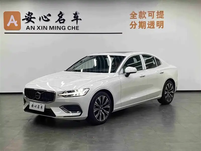 Volvo S60, 2025