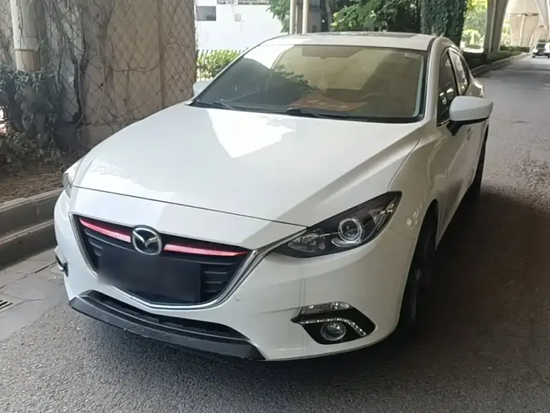 Mazda 3 Axela, 2016
