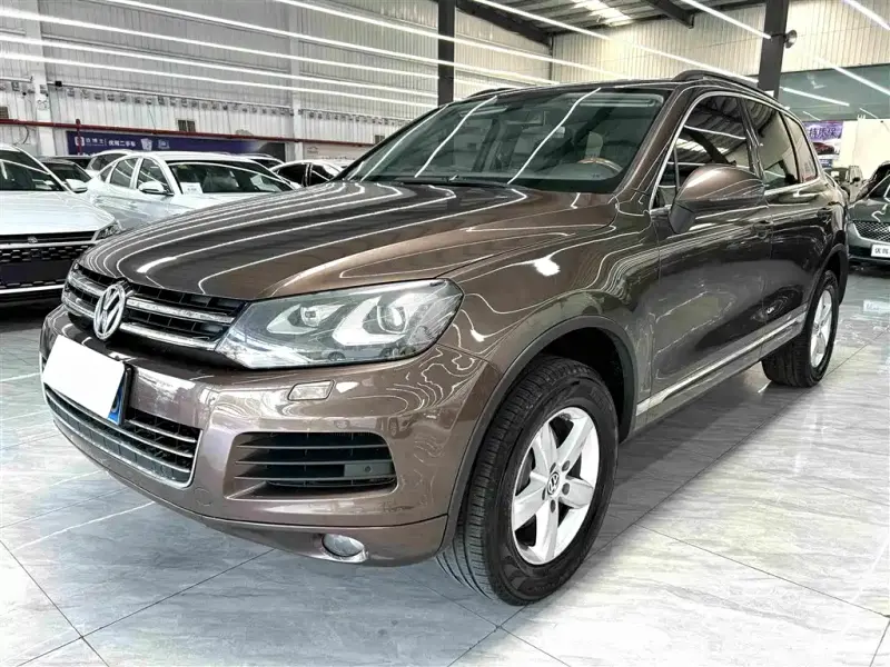 Volkswagen Touareg, 2015