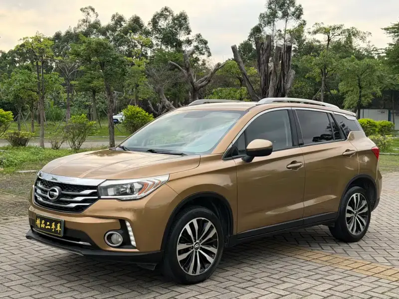 GAC Motor Trumpchi GS4, 2015