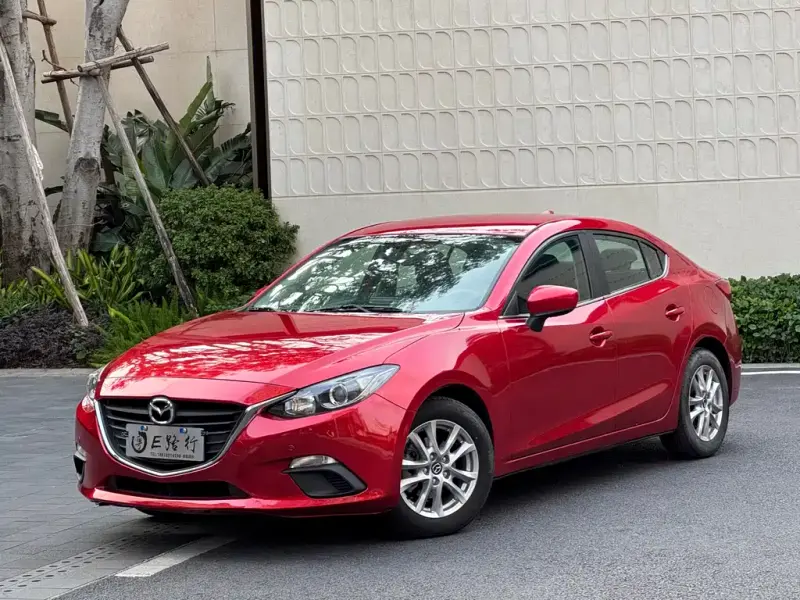 Mazda 3 Axela, 2014