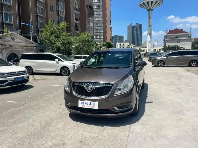 Buick GL8, 2018