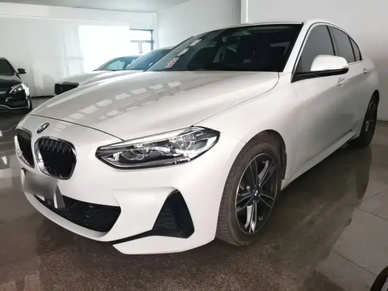 BMW 1 Series, 2021