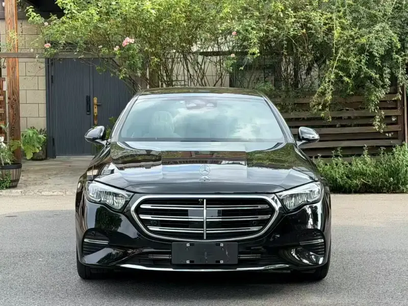 Mercedes-Benz E-Class, 2024
