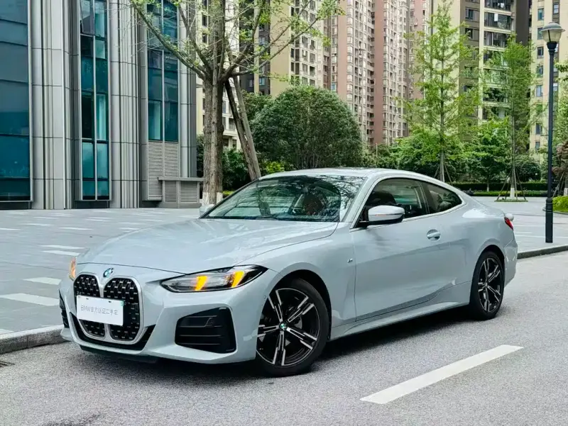 BMW 4 Series, 2026