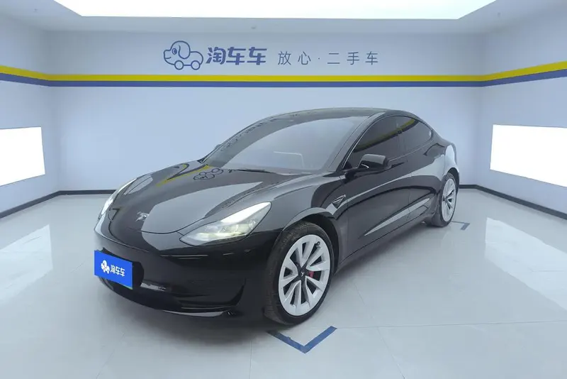 Tesla Model 3, 2022