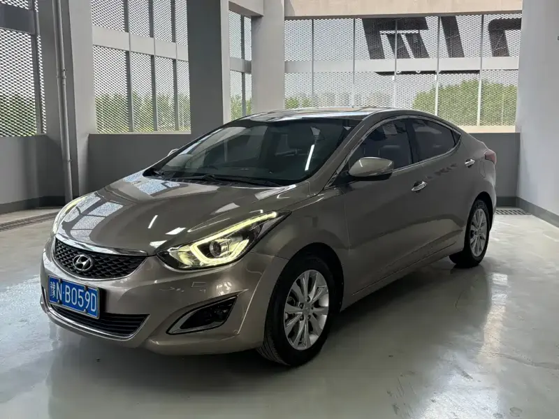 Hyundai Elantra Langdong, 2016