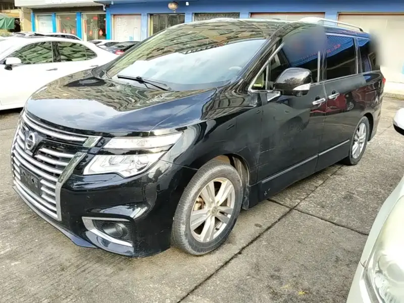 Nissan Quest, 2017