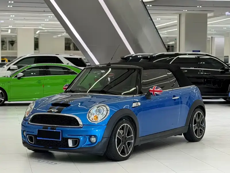 MINI Mini, 2012
