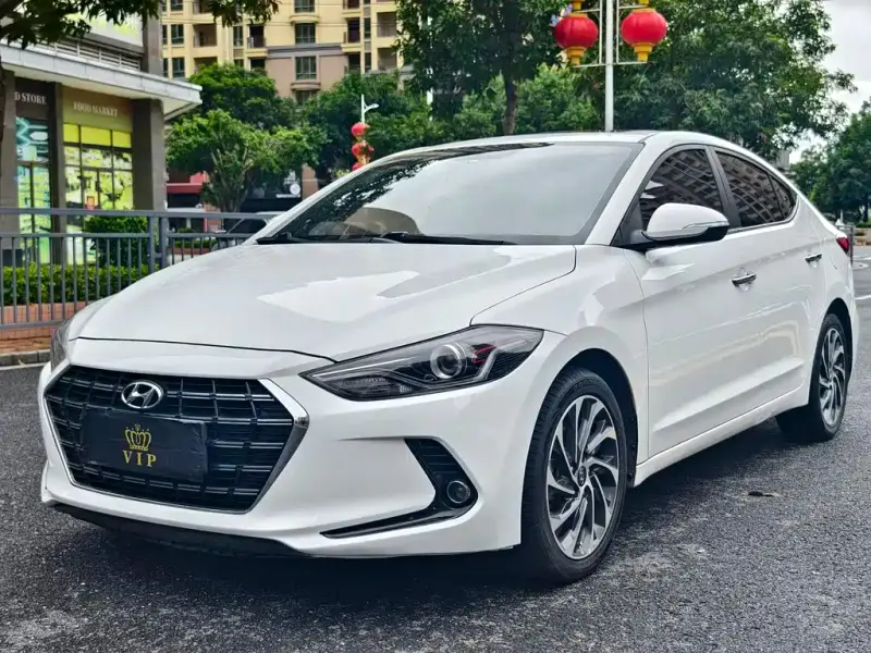 Hyundai Elantra, 2020