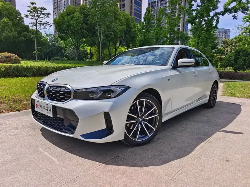 BMW 3 Series, 2024