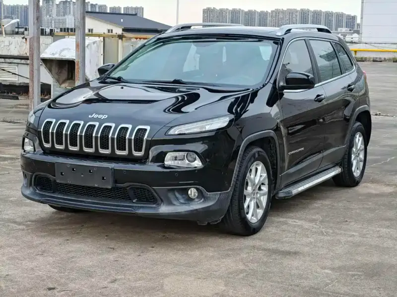 Jeep Cherokee, 2016