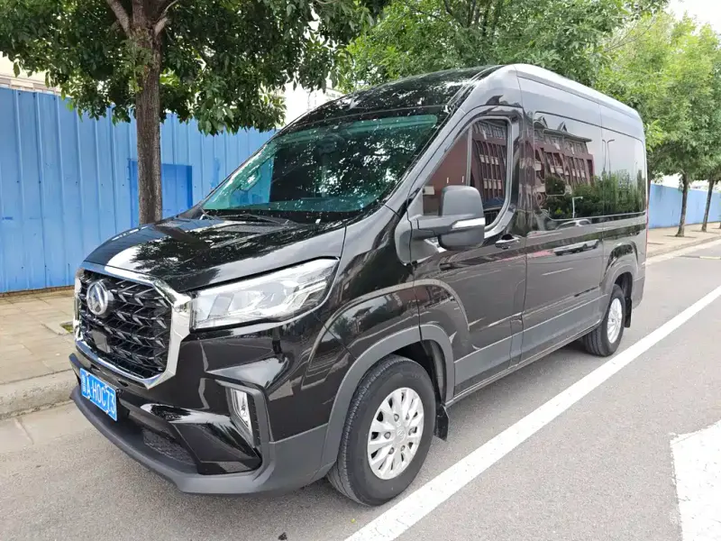 Maxus V90, 2025