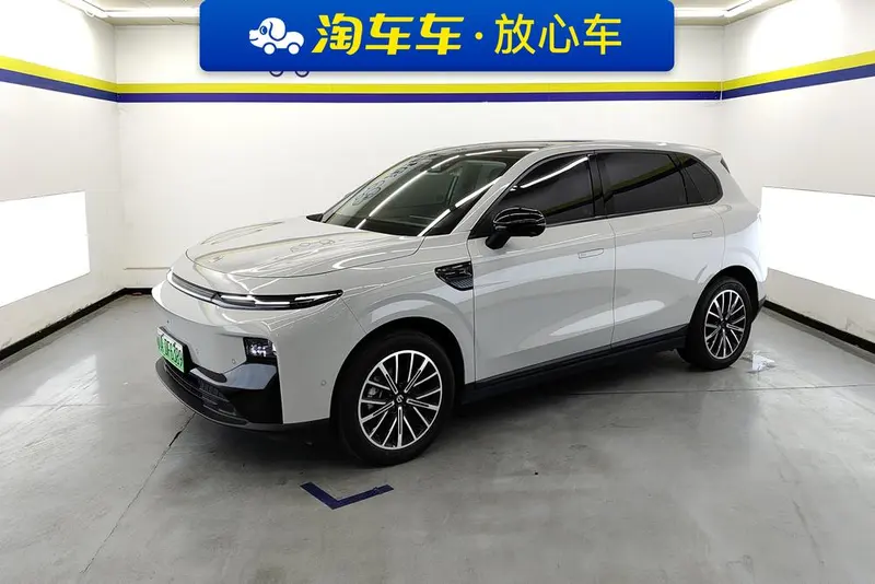 Leapmotor B10, 2025