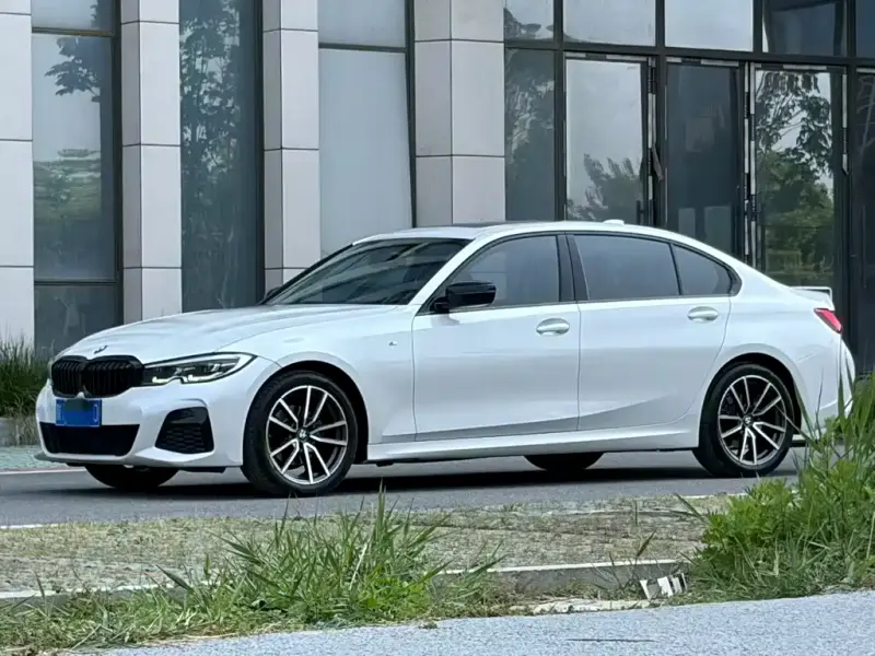 BMW 3 Series, 2020