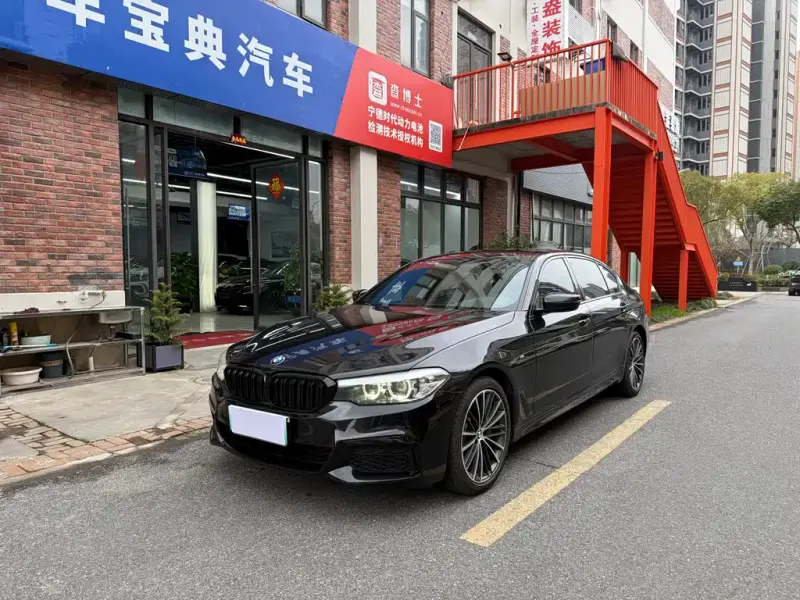 BMW 5 Series, 2019