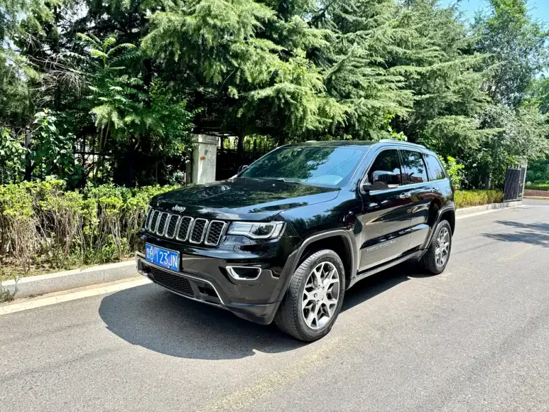 Jeep Grand Cherokee (Import), 2022