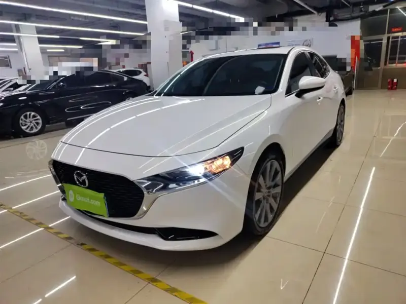 Mazda 3 Axela, 2025