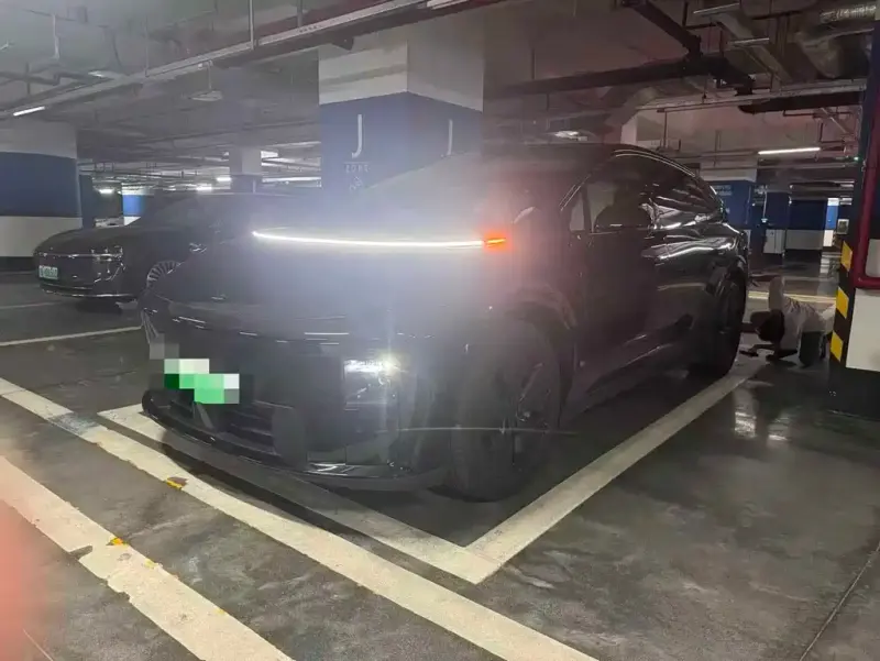 Li Auto i6, 2025