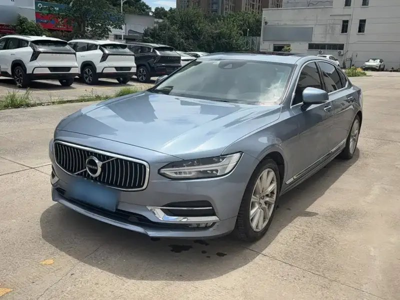 Volvo S90, 2020