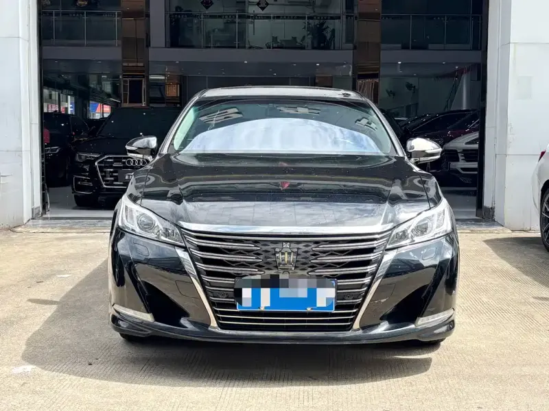 Toyota Crown, 2019