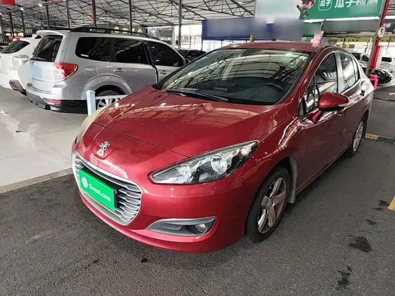 Peugeot 308, 2015