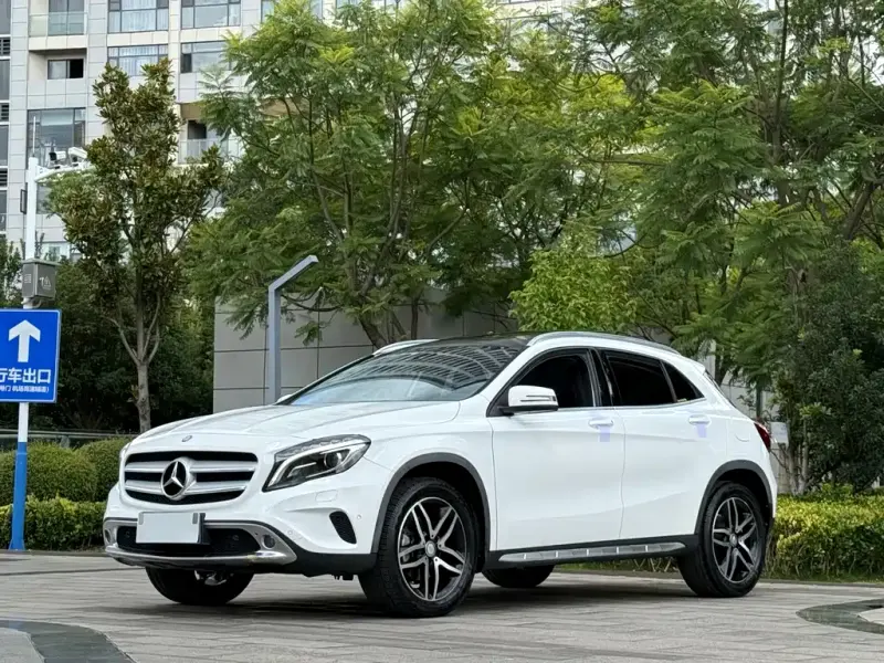 Mercedes-Benz GLA, 2017