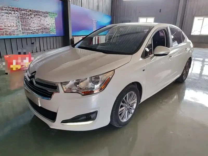 Citroen C4L, 2015