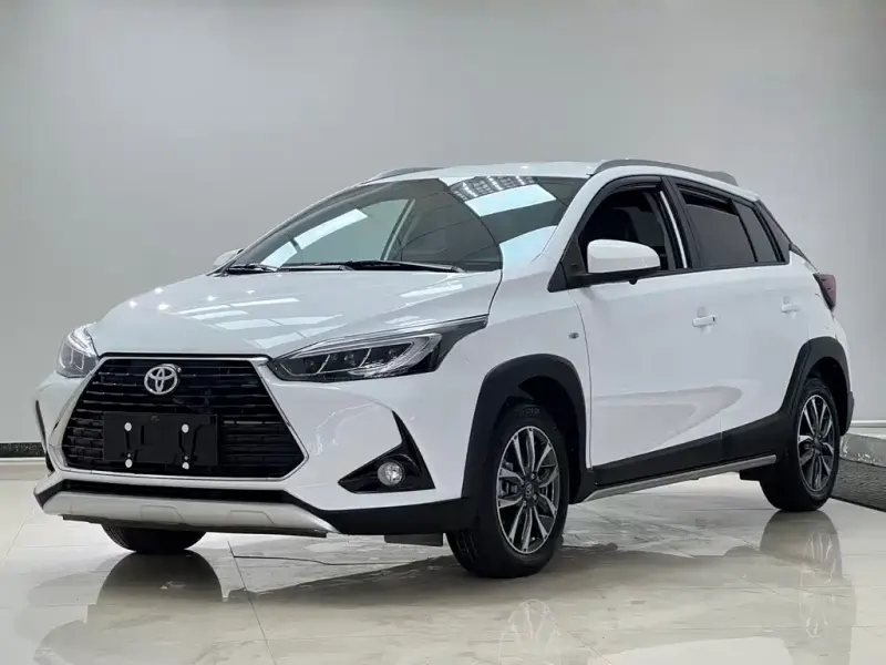 Toyota Yaris L, 2023
