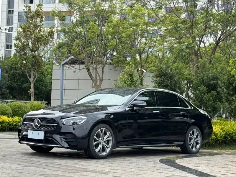 Mercedes-Benz E-Class, 2022