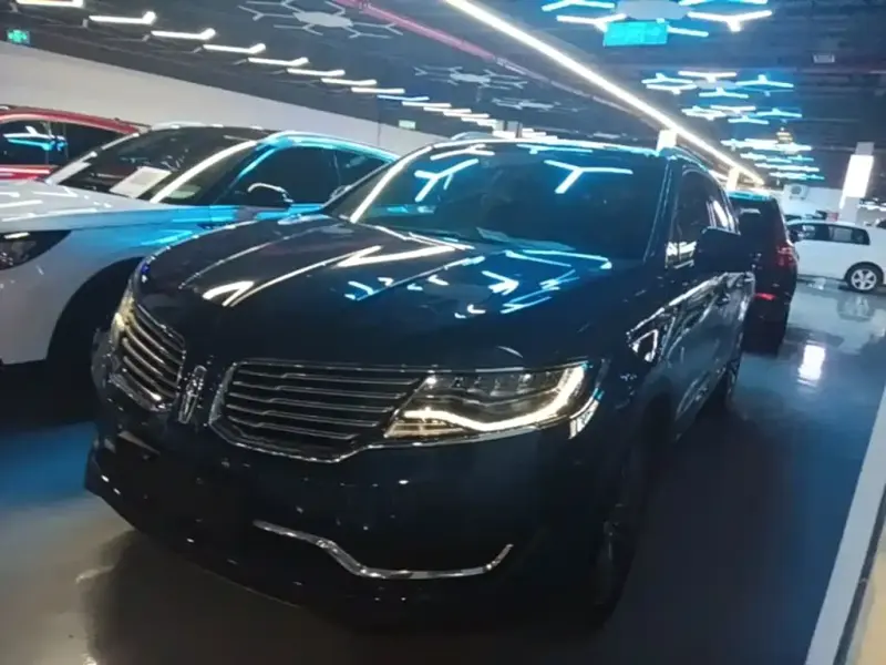 Lincoln MKX, 2018
