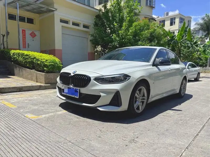 BMW 1 Series, 2021