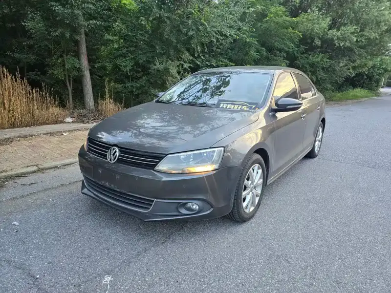 Volkswagen Sagitar, 2012