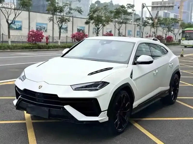 Lamborghini Urus, 2023