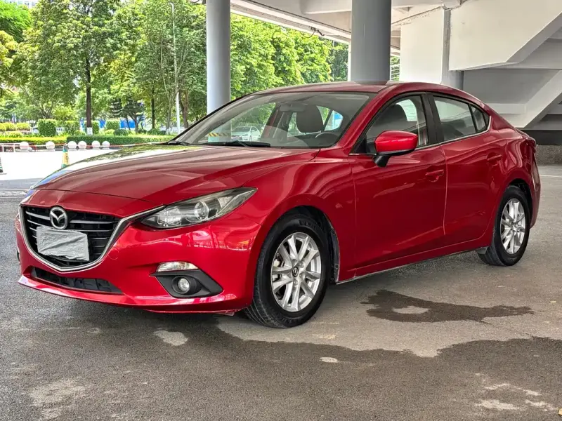 Mazda 3 Axela, 2016