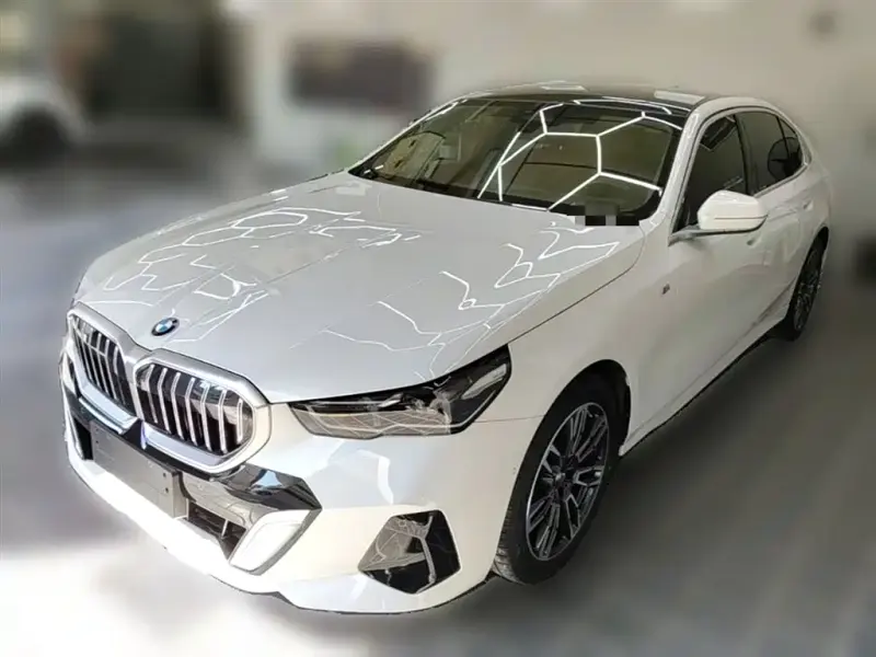 BMW 5 Series, 2024